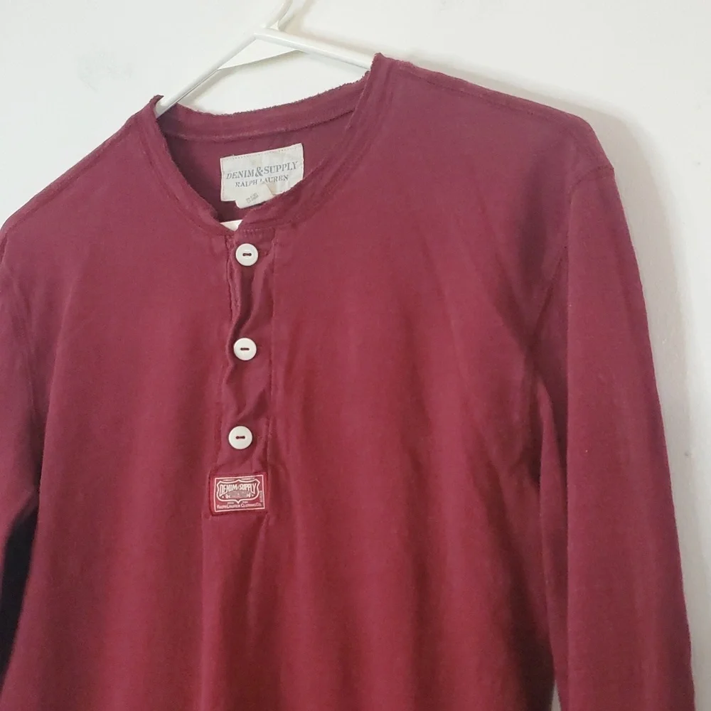 Denim & Supply Red Cotton Henley Top Size Small Buttons Closet Staple - Picture 2 of 11
